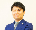 藤岡弁護士